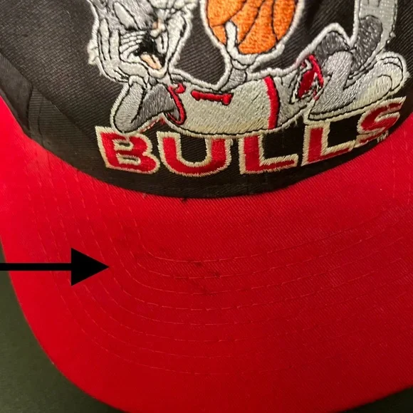 Chicago Bulls Bugs Bunny Logo SnapBack Cap - Picture 8 of 8